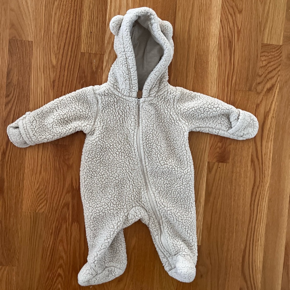 Cream Carter’s Sherpa bunting - 3M/ 3 months